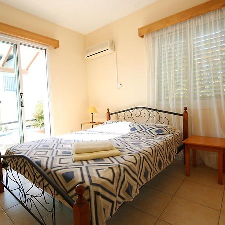 Paphos Gardens Apartment Esterno foto