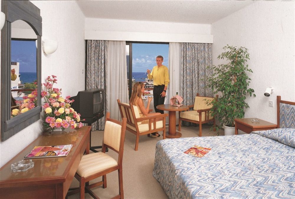 Paphos Gardens Apartment Esterno foto