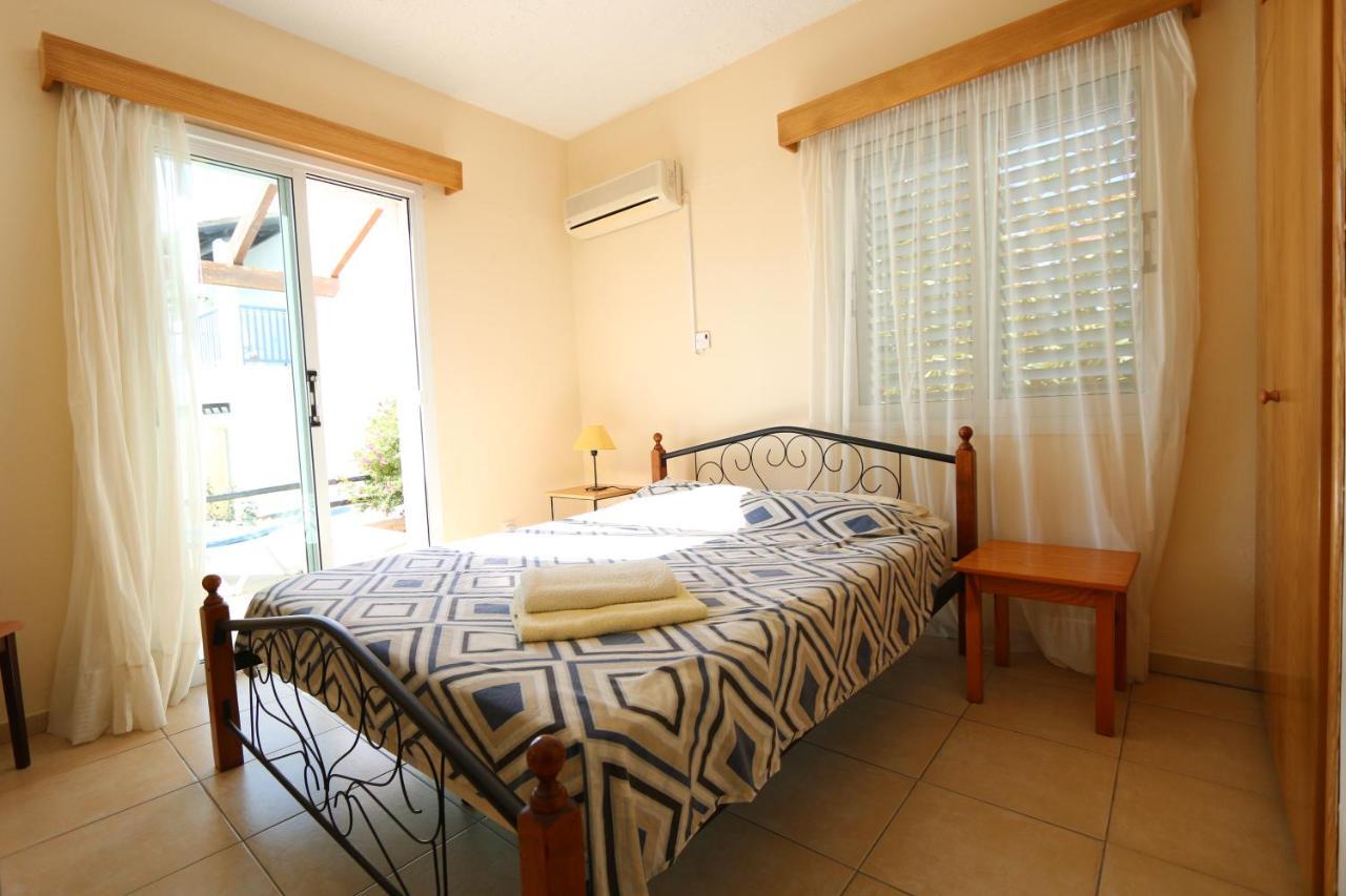 Paphos Gardens Apartment Esterno foto