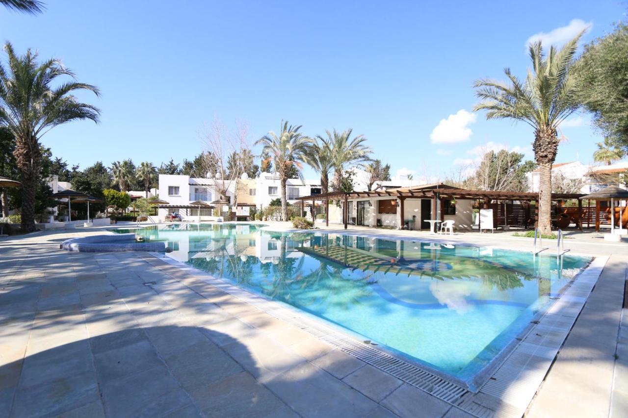 Paphos Gardens Apartment Esterno foto