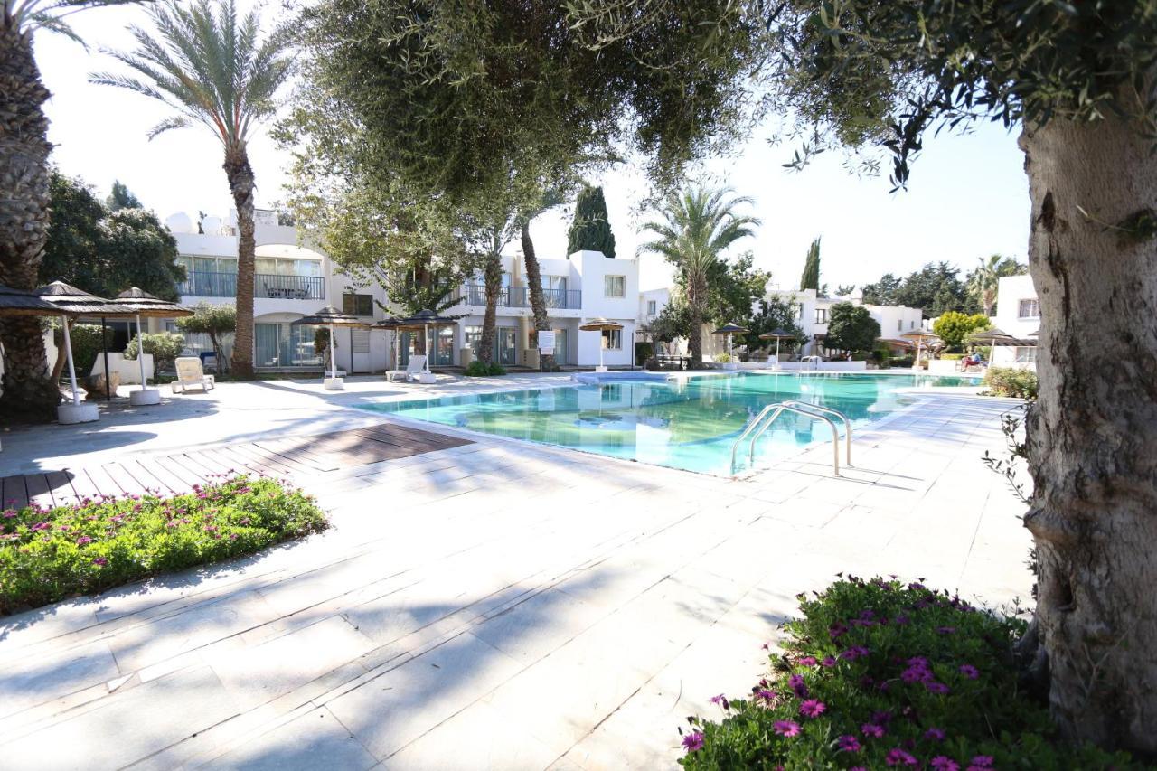Paphos Gardens Apartment Esterno foto